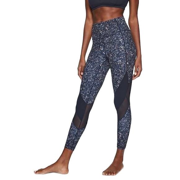 Athleta Sandstone Salutation 7/8 Tight Athletic Leggings in Navy Size Large - Picture 1 of 8